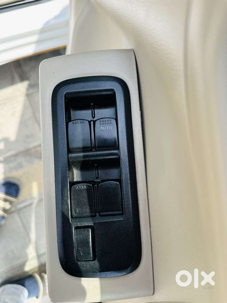 Maruti Suzuki Dzire 1.2 Tour S Cng, 2024, Cng & Hybrids