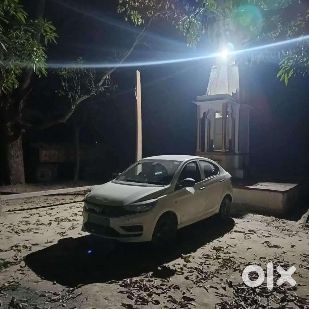 Urgent Salee Tata Tigor Ev 2022 With Free Charger.