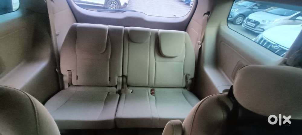 Kia Carnival Premium, 2020, Diesel