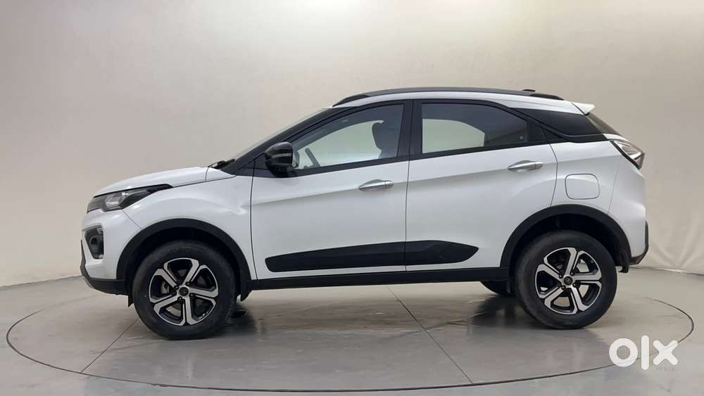 Tata Nexon 1.2 Revotron Xza Plus, 2022, Petrol
