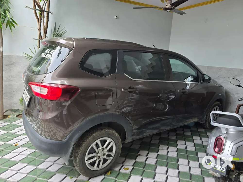Renault Triber 1.0 Rxz 2021 Petrol Manual