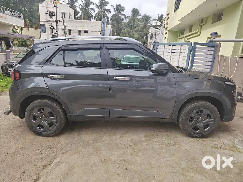 Hyundai Venue 1.2 Petrol Manual 2025