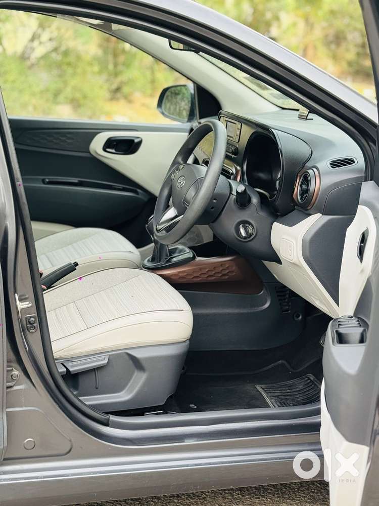 Hyundai Aura S Automatic, 2021, Petrol