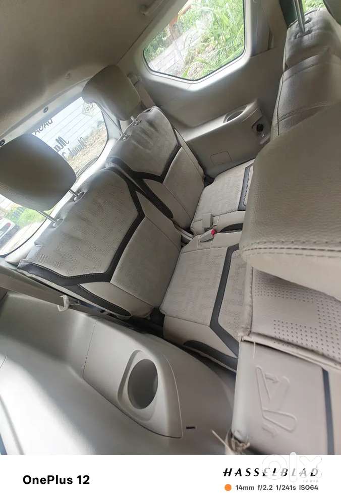 Maruti Suzuki Ertiga 2023 Zxi