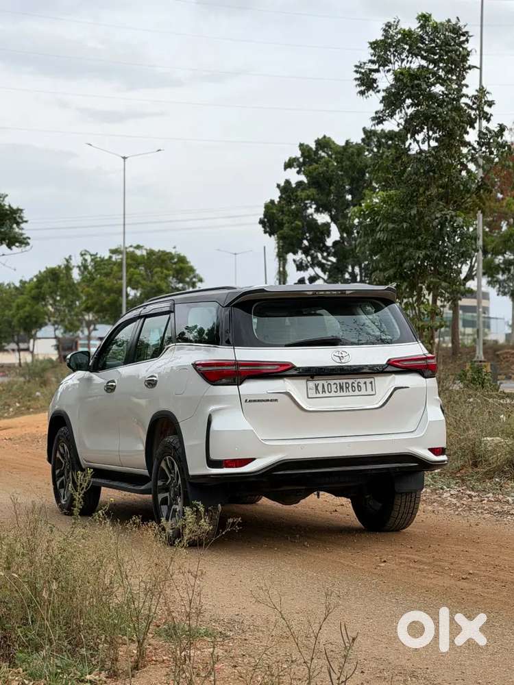 Toyota Fortuner Legender | 2023