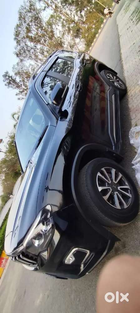 Scorpio Nz8 Select Sunroof