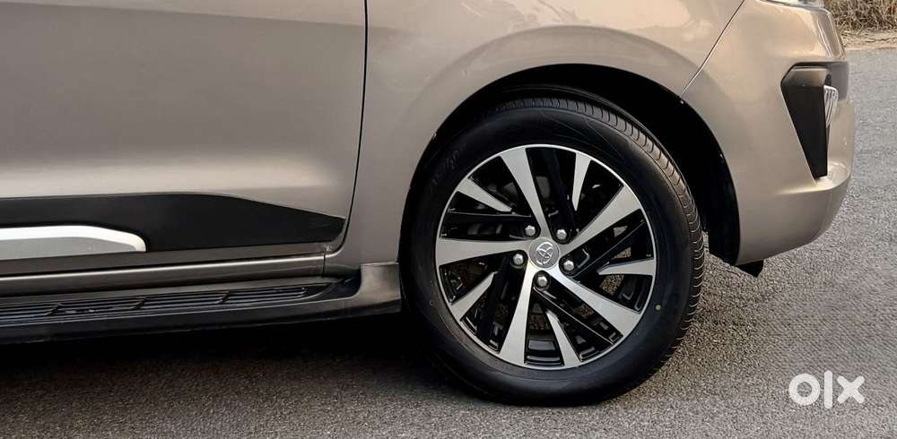 Toyota Innova Crysta [2020-ongoing] 2.4 Zx At 7 Str, 2022, Diesel