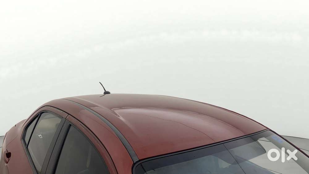 Maruti Suzuki Swift Dzire Amt Vxi, 2017, Petrol