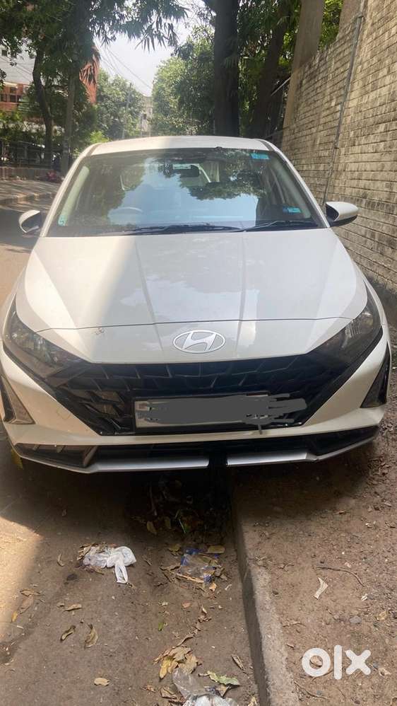Hyundai I20 2025 Petrol 12000 Km Driven With 16 Inch Company Alloys