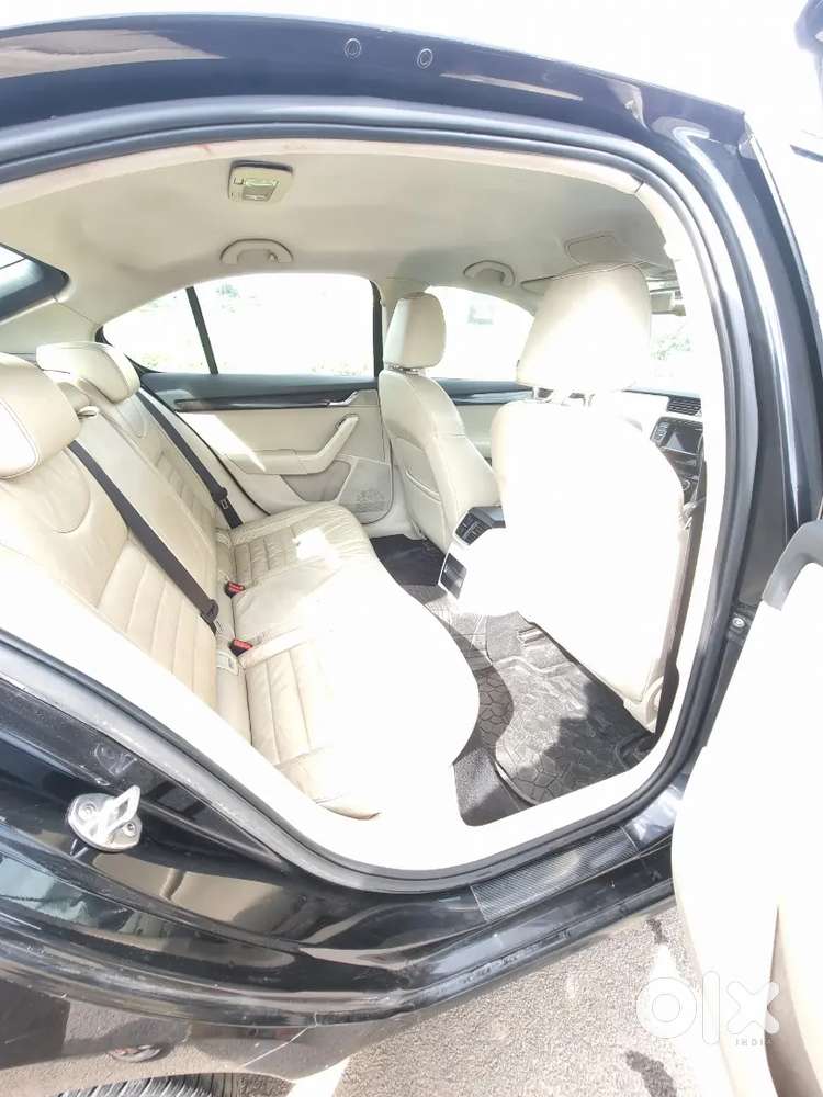 Skoda Octavia 2014 Diesel 121000 Km Driven