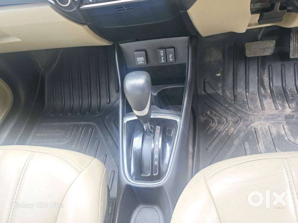 Honda Amaze Vx 1.2 Petrol Cvt, 2022, Petrol