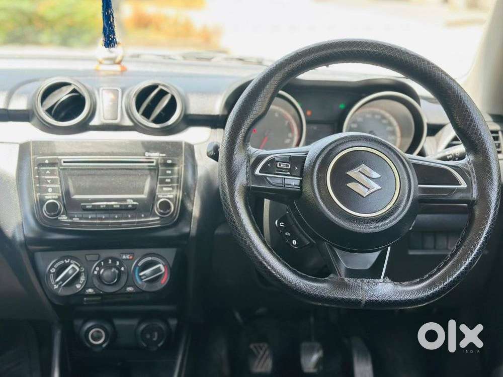 Maruti Suzuki Swift Vxi + Manual, 2018, Petrol