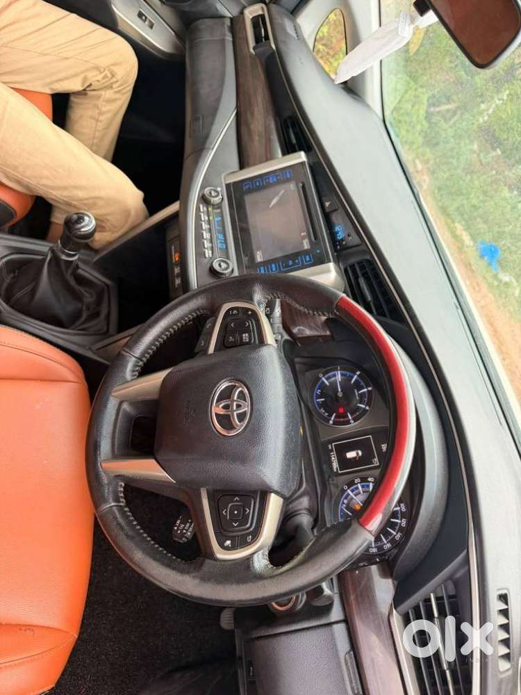 Toyota Innova Crysta 2.4 V 8 Str, 2022, Diesel