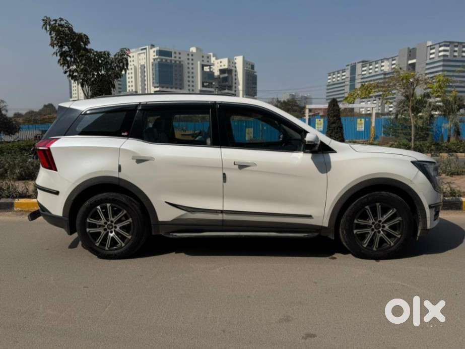 Mahindra Xuv700 2.2 Ax 7 Diesel At Luxury Pack Str, 2022, Diesel