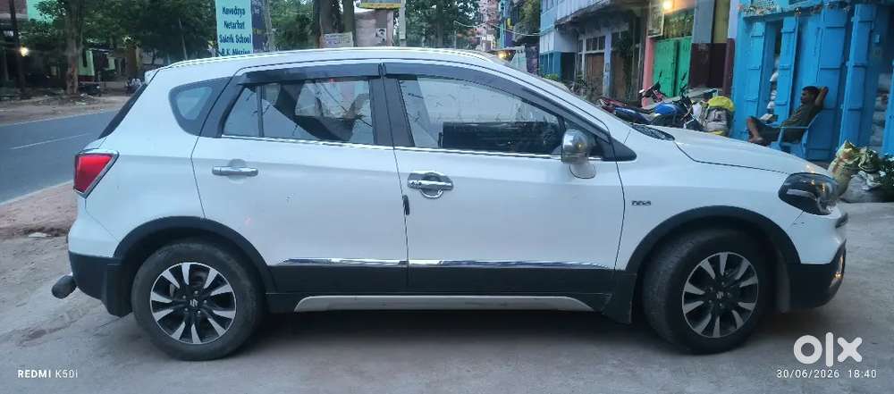 Maruti Suzuki S-cross  Hibrid Smart Alfa