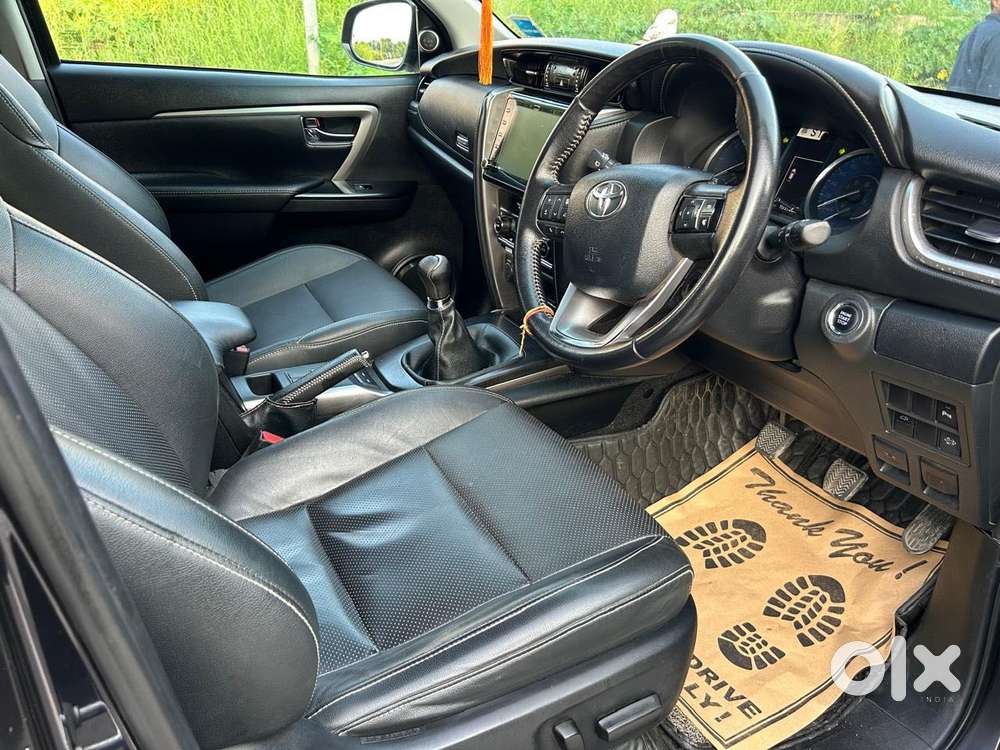 Toyota Fortuner [2021-ongoing] 2.8 2wd Diesel Mt, 2021, Diesel