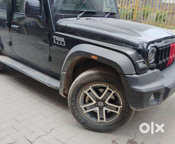 Mahindra Thar Roxx Mx1 Petrol Mt 2wd, 2025, Petrol