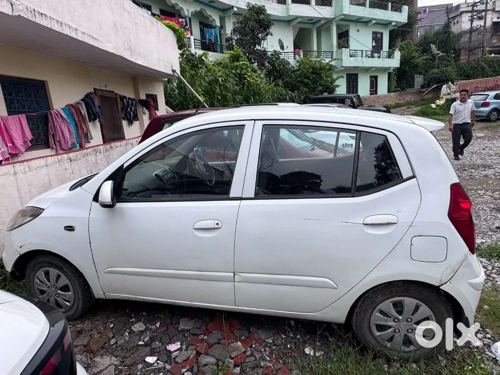 Hyundai I10 2012 Petrol 124000 Km Driven