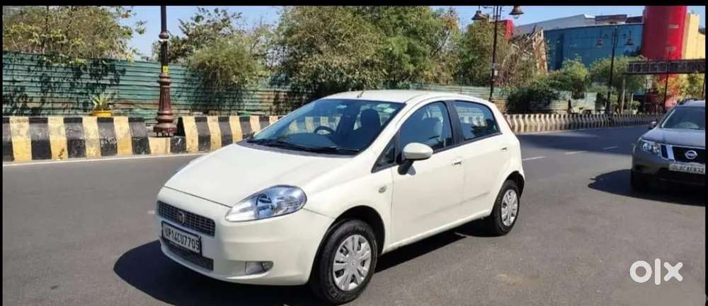 Fiat Grande Punto 2016 Diesel 60000 Km Driven