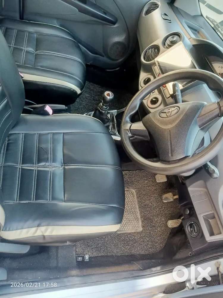 Toyota Etios Liva 2012