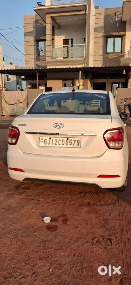 Hyundai Accent Hatchback 2014 Cng & Hybrids Good Condition