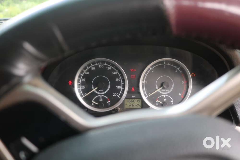 Tata Safari Storme Black Color