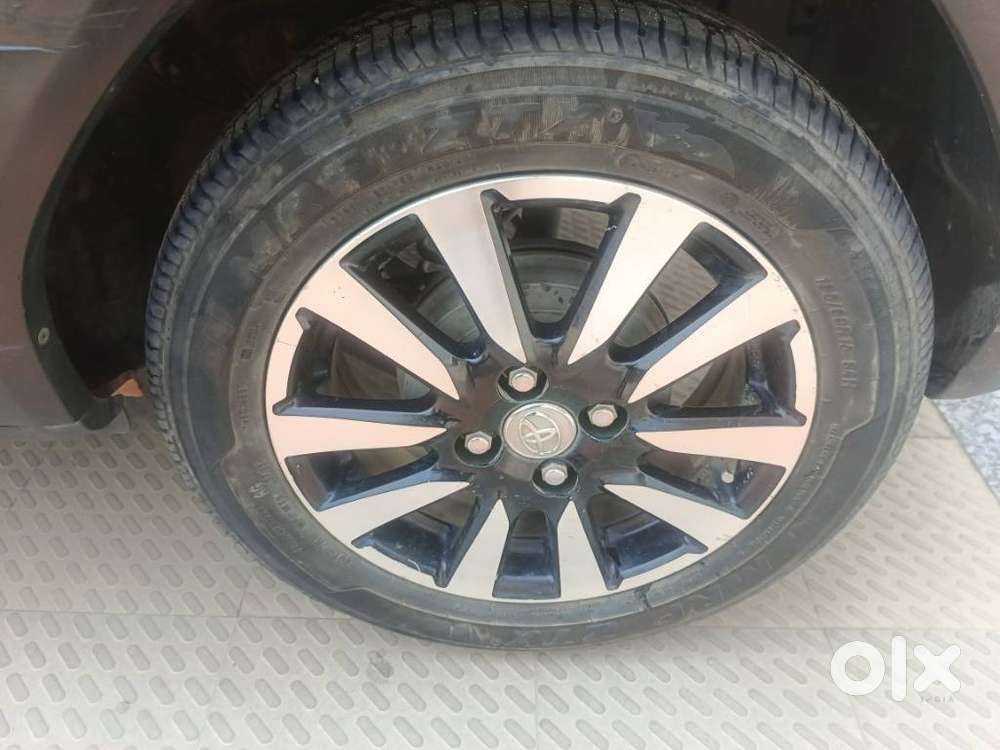 Toyota Etios Cross 1.2l G, 2017, Petrol