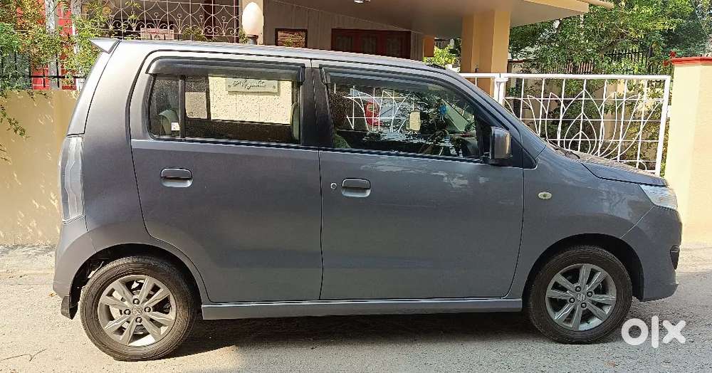 Maruti Suzuki Stingray 2014 Petrol Well Maintained