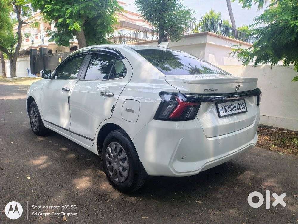 Maruti Suzuki Swift Dzire Vxi(o) Amt, 2025, Petrol