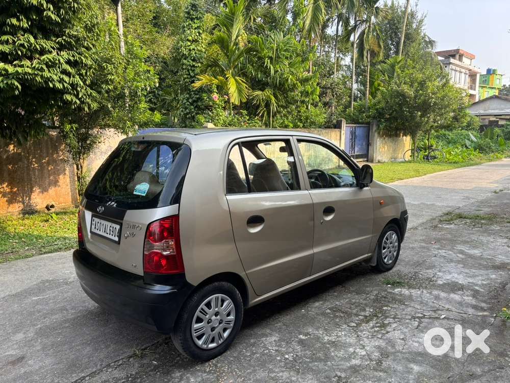 Hyundai Santro Xing With 23kmpl Mileage