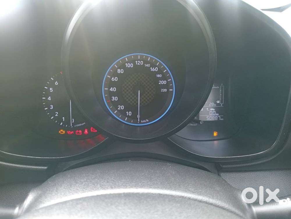 Hyundai Venue S 1.2 Petrol, 2022