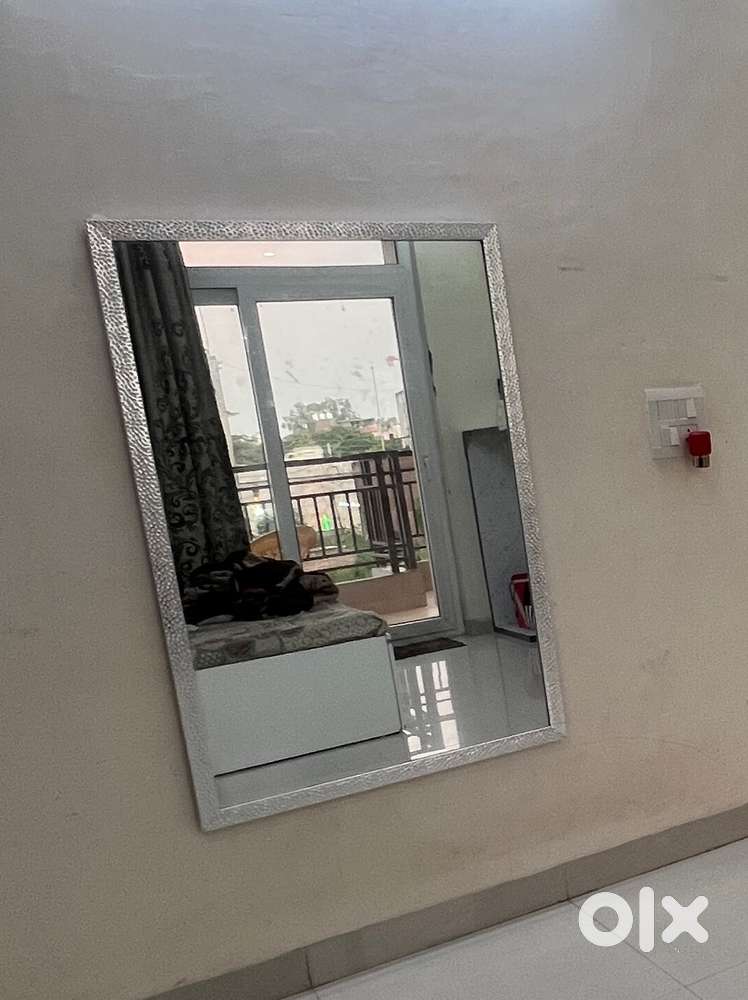 4ft big mirror for sale