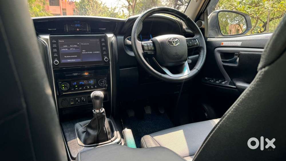 Toyota Fortuner [2021-ongoing] 2.8 2wd Diesel Mt, 2023, Diesel