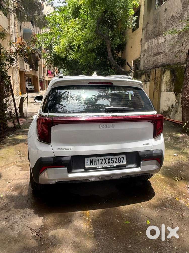 Kia Sonet Petrol Automatic 2025