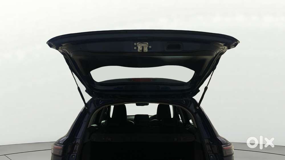 Maruti Suzuki Grand Vitara 1.5 Alpha Smart Hybrid At, 2023, Petrol