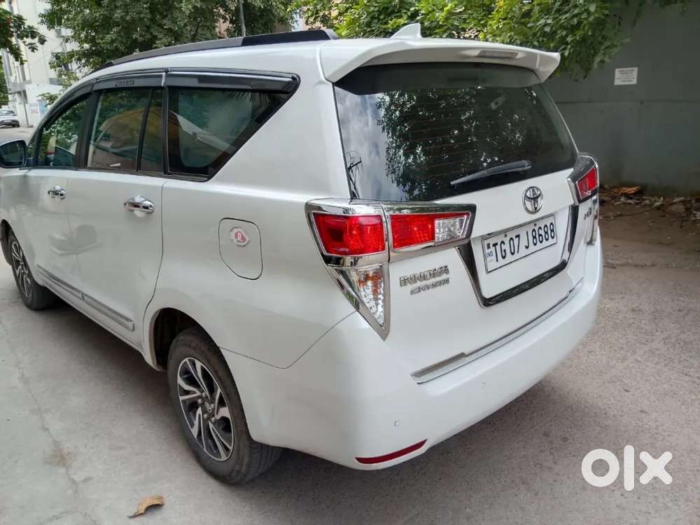 Toyota Innova Crysta [2020-ongoing] 2.4 Vx 7 Str, 2024, Diesel