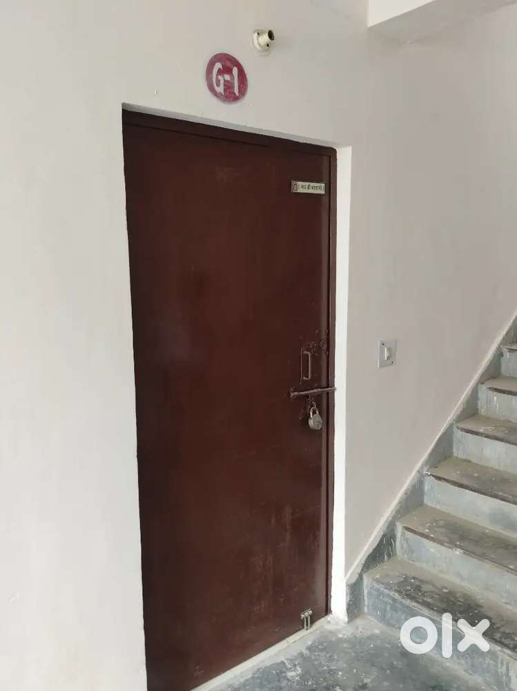 1 BHK flat for rent in Awadh Vihar Yojna