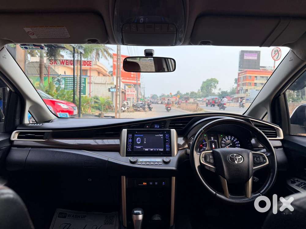 Toyota Innova Crysta 2.8z Automatic, 2017, Diesel