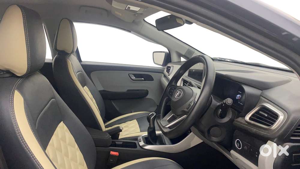 Tata Altroz Xz, 2020, Petrol