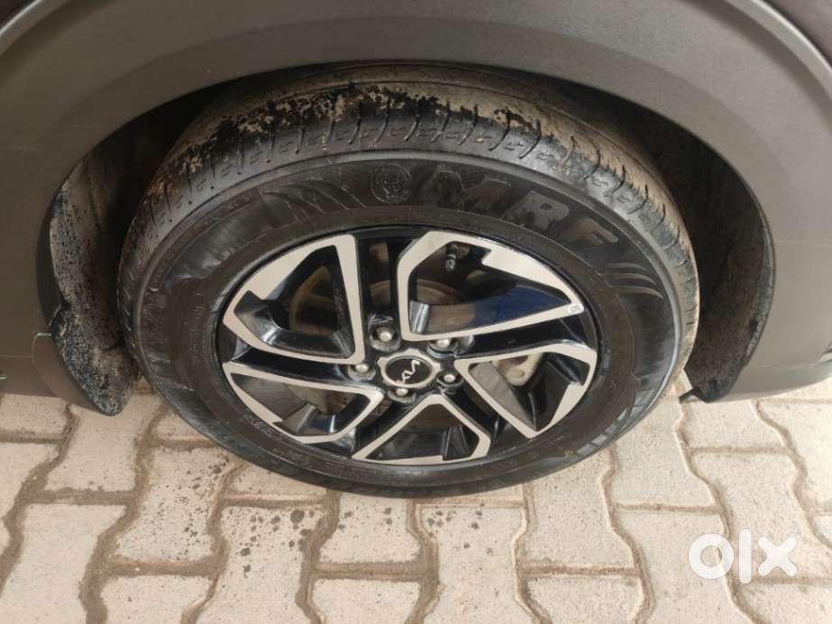 Kia Carens 1.4 Luxury Plus Dct 7 Str, 2023, Petrol