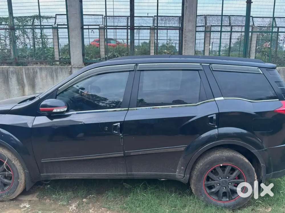 Mahindra Xuv500 2.2 W10 2016