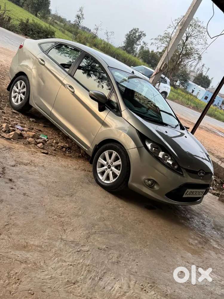 Ford Fiesta 2012 Style