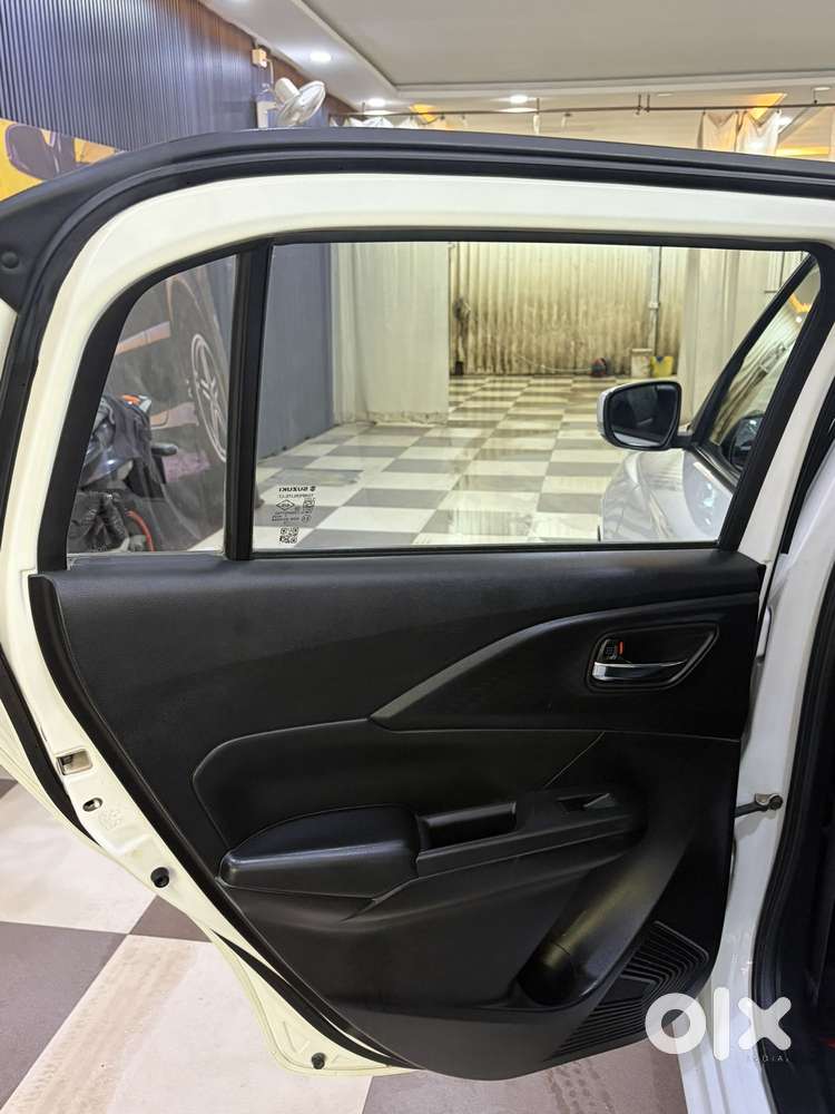 Maruti Suzuki Swift Amt Ddis Zdi, 2024, Petrol