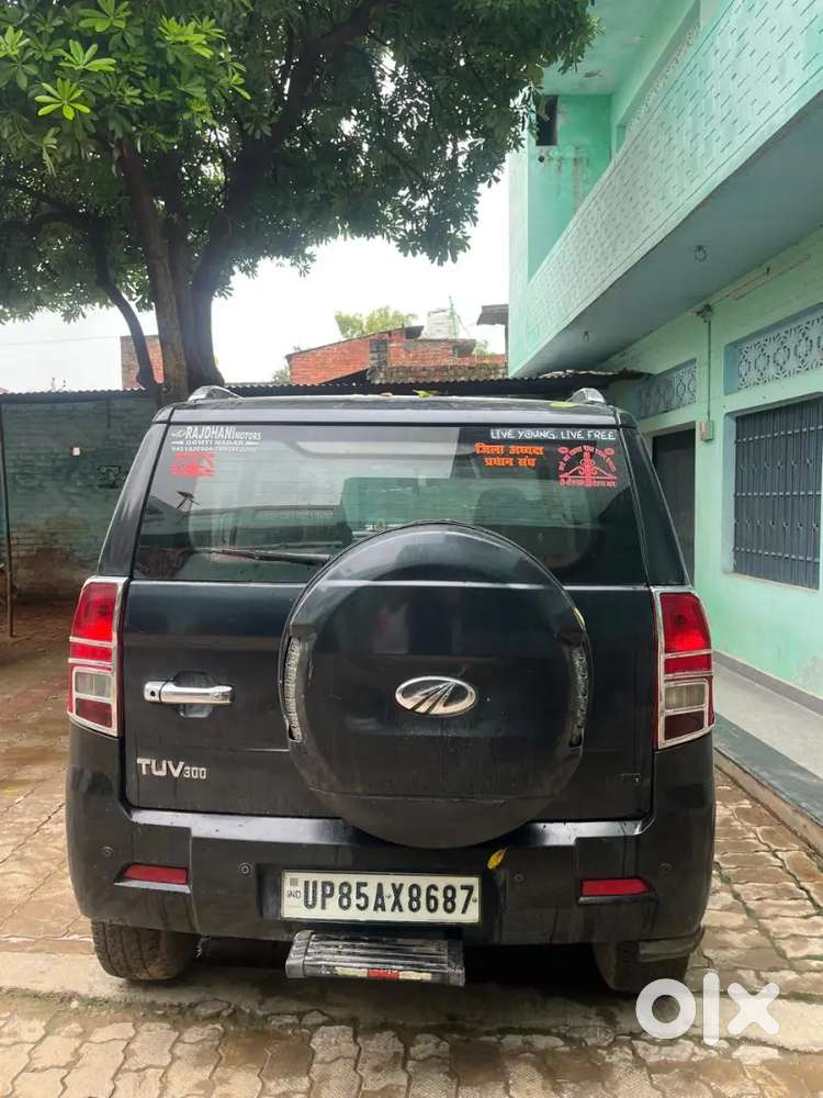 Mahindra Tuv 300 2017