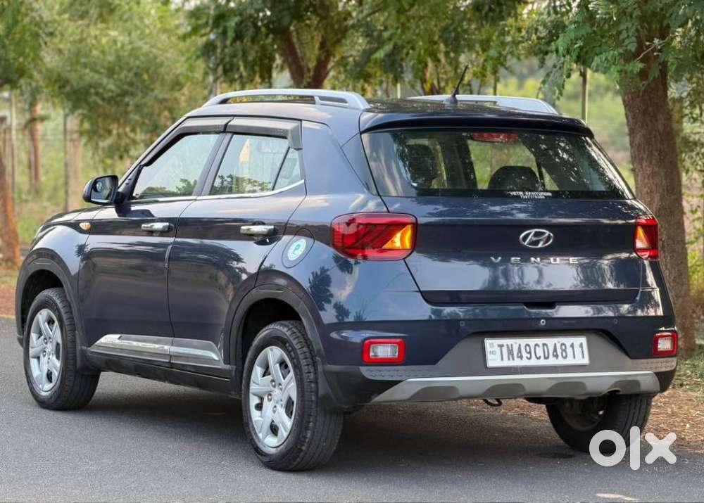 Hyundai Venue, 2021, Petrol