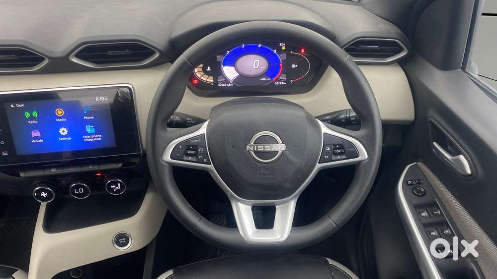 Nissan Magnite 1.0 Xv, 2022, Petrol
