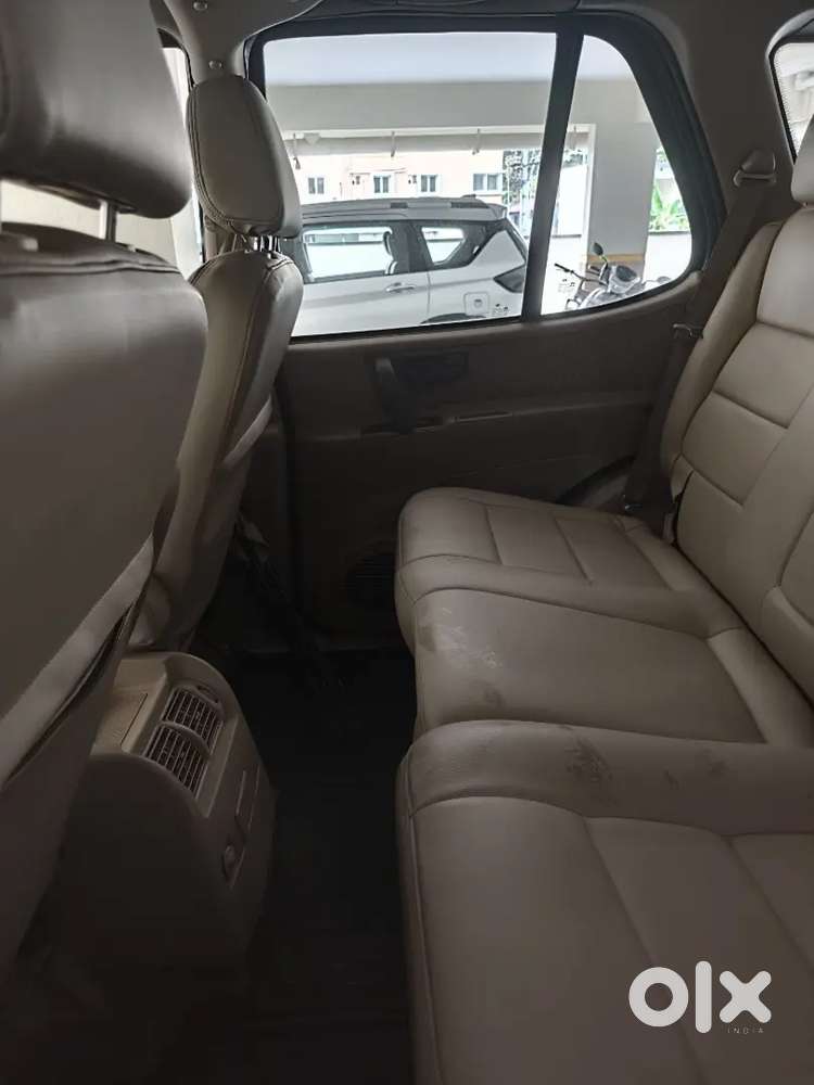 Safari 100% Stock Mint Condition