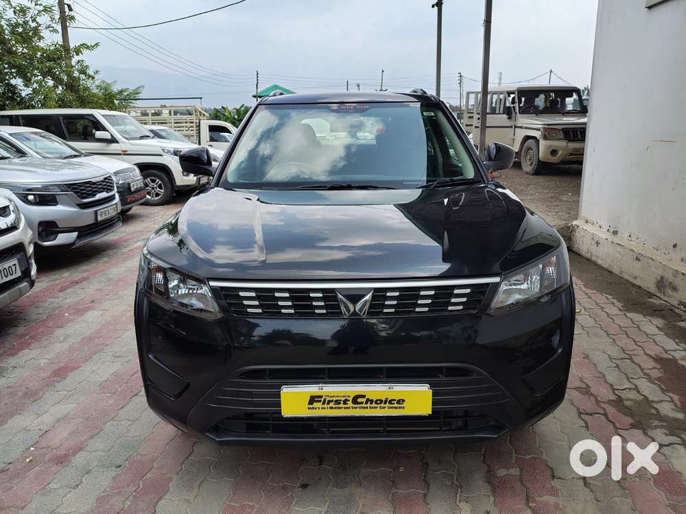Mahindra Xuv300 W6, 2023, Petrol
