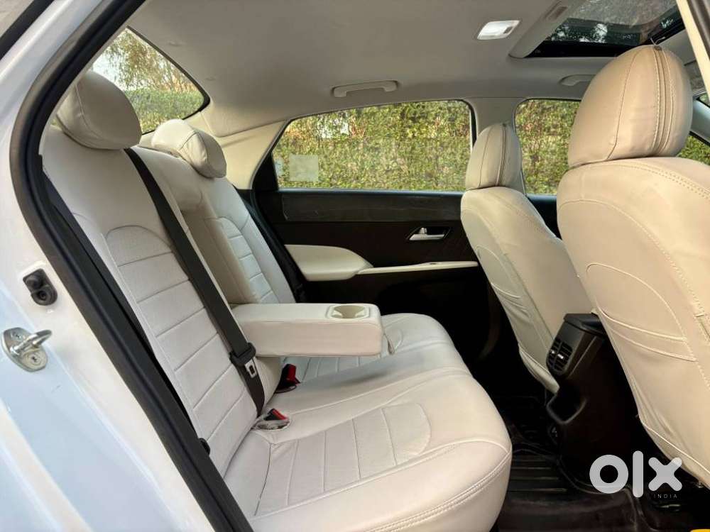 Hyundai Verna 1.5 Sx Vtvt, 2024, Petrol