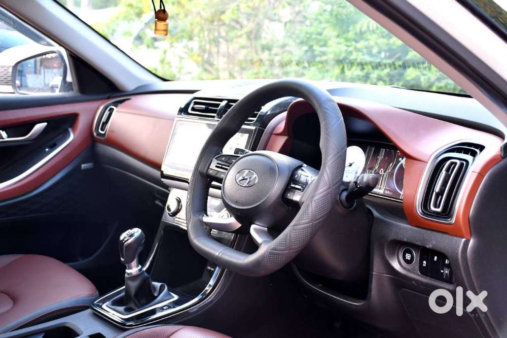 Hyundai Alcazar 2.0 Platinum (o) Petrol At 7 Str, 2023, Petrol